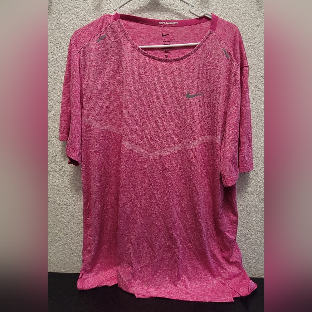 Nike Rise 365 Men's Dri-FIT Short-Sleeve Running Top Heather Pink Size XL